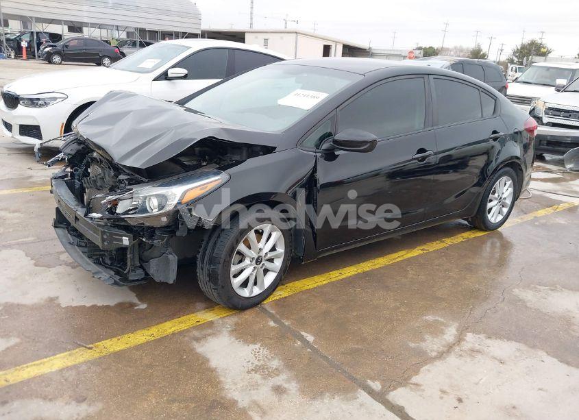 Photo 2 of 2017 Kia Forte S (VIN 3KPFL4A76HE057357)