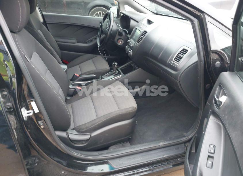 Photo 5 of 2017 Kia Forte S (VIN 3KPFL4A76HE057357)