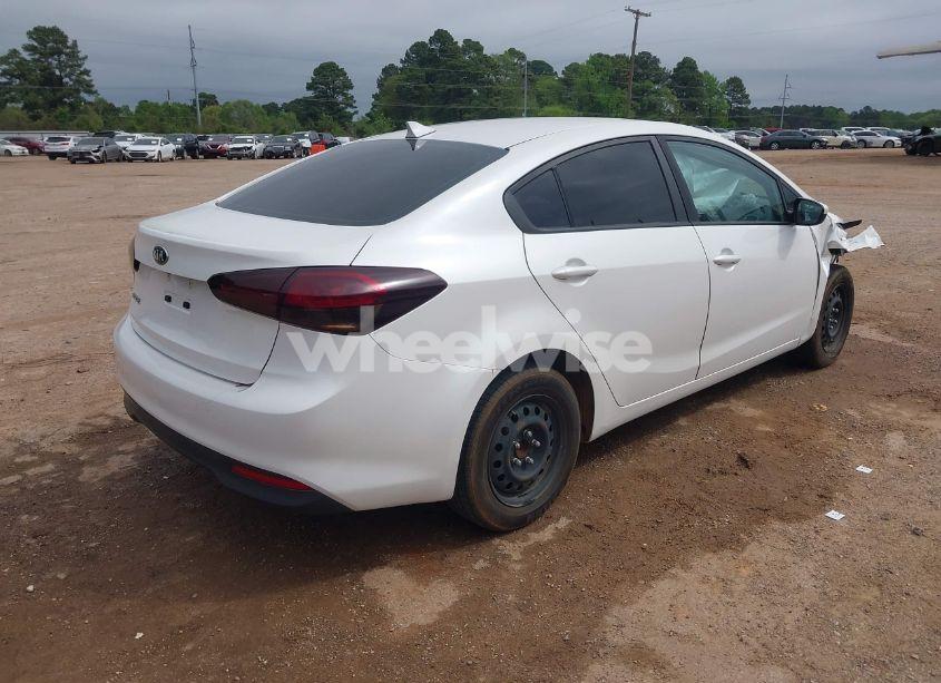 Photo 4 of 2017 Kia Forte LX (VIN 3KPFL4A76HE072067)