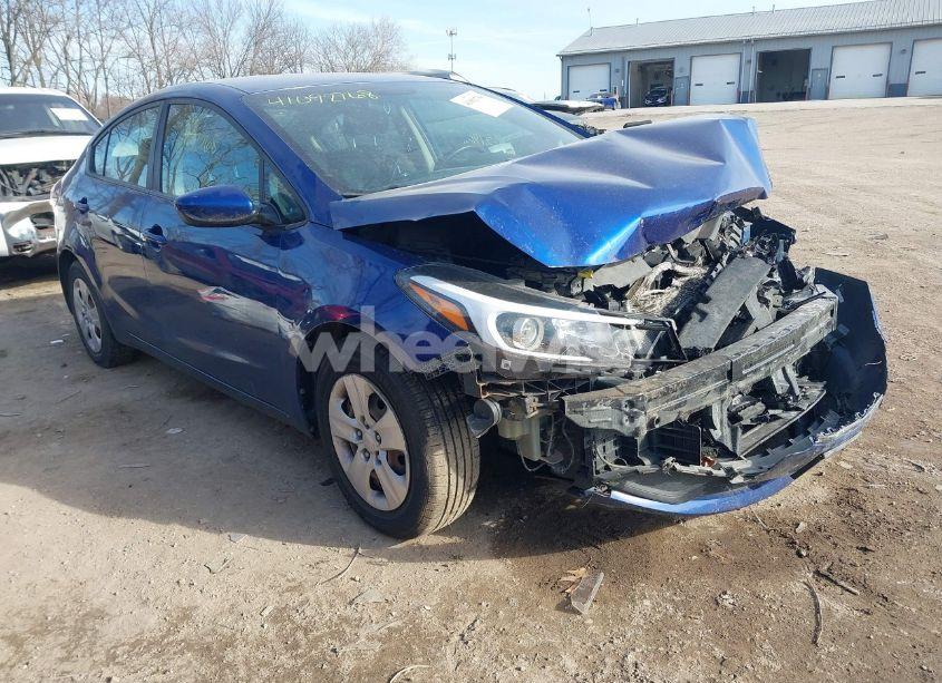 2017 Kia Forte LX (VIN 3KPFL4A76HE089113) main photo