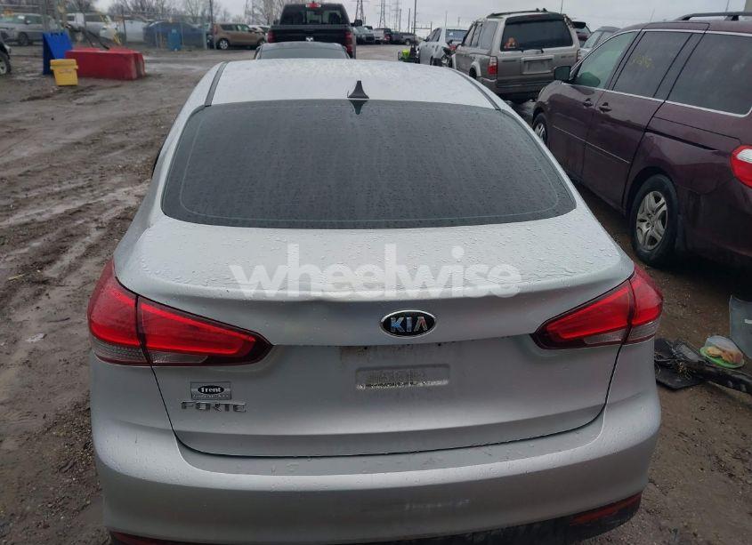 Photo 17 of 2017 Kia Forte LX (VIN 3KPFL4A76HE093193)