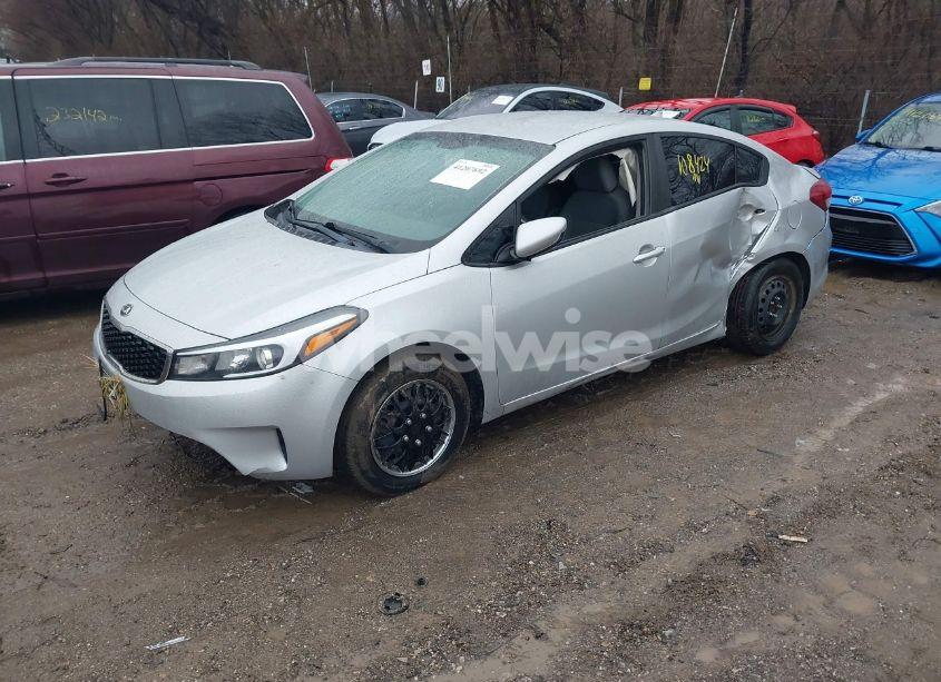 Photo 2 of 2017 Kia Forte LX (VIN 3KPFL4A76HE093193)