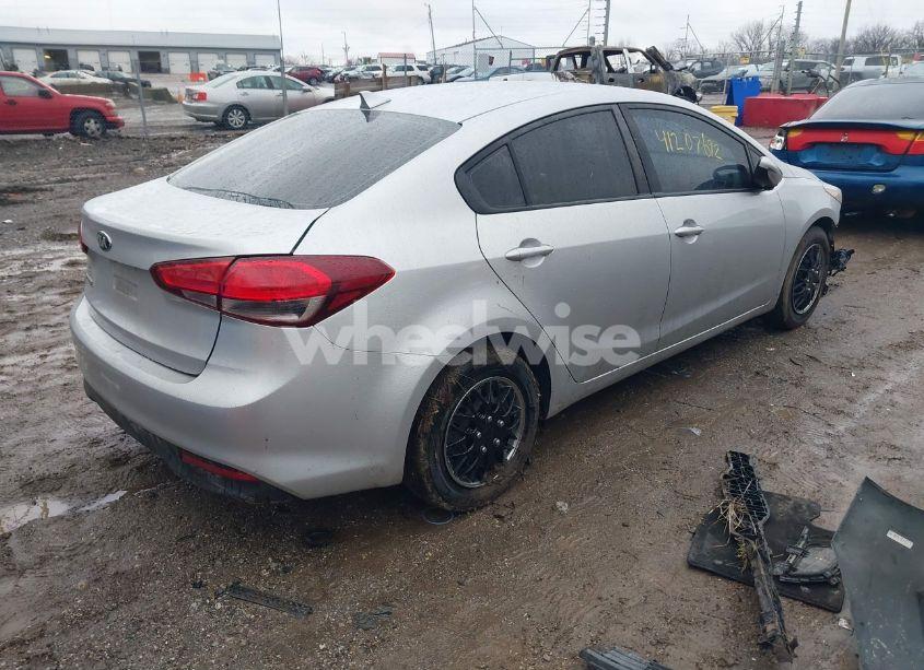 Photo 4 of 2017 Kia Forte LX (VIN 3KPFL4A76HE093193)