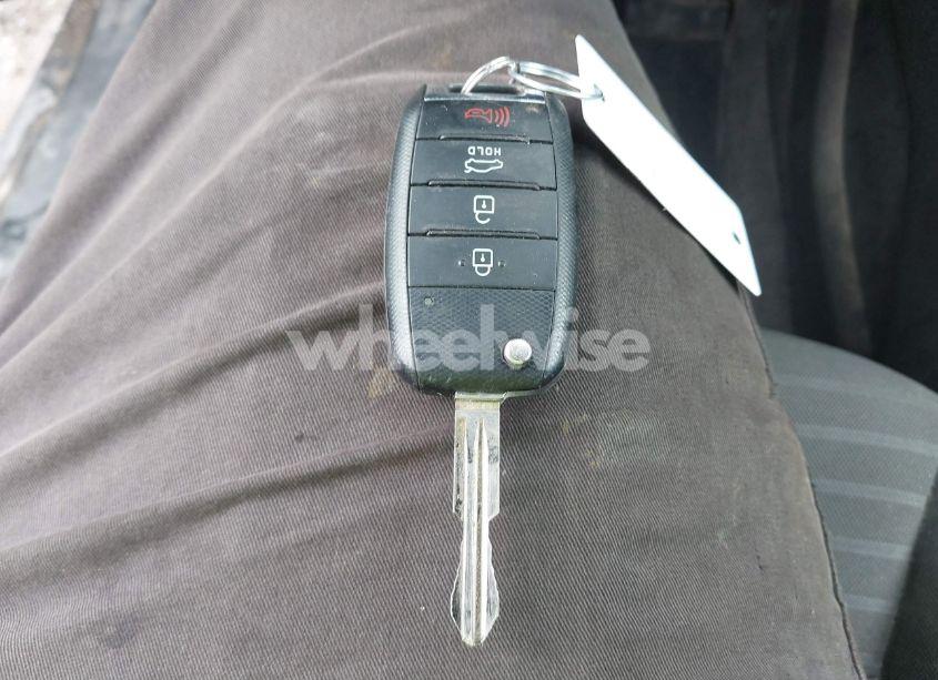 Photo 11 of 2017 Kia Forte S (VIN 3KPFL4A76HE102829)