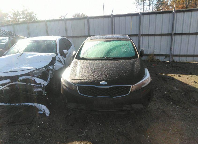 Photo 11 of 2017 Kia Forte LX (VIN 3KPFL4A76HE126757)