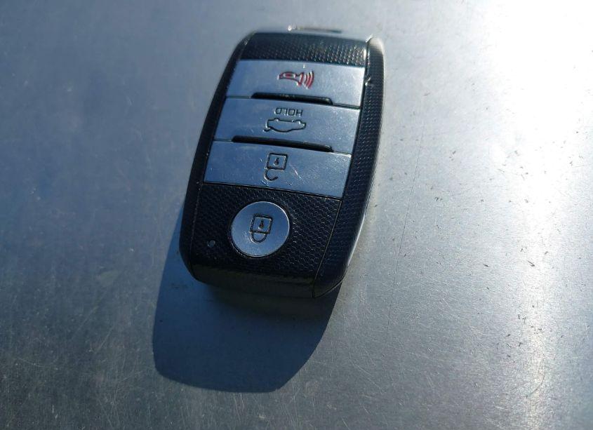 Photo 11 of 2018 Kia Forte S (VIN 3KPFL4A76JE175110)