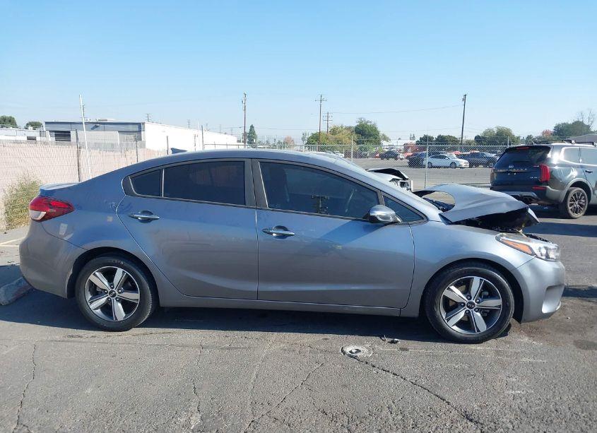Photo 13 of 2018 Kia Forte S (VIN 3KPFL4A76JE175110)