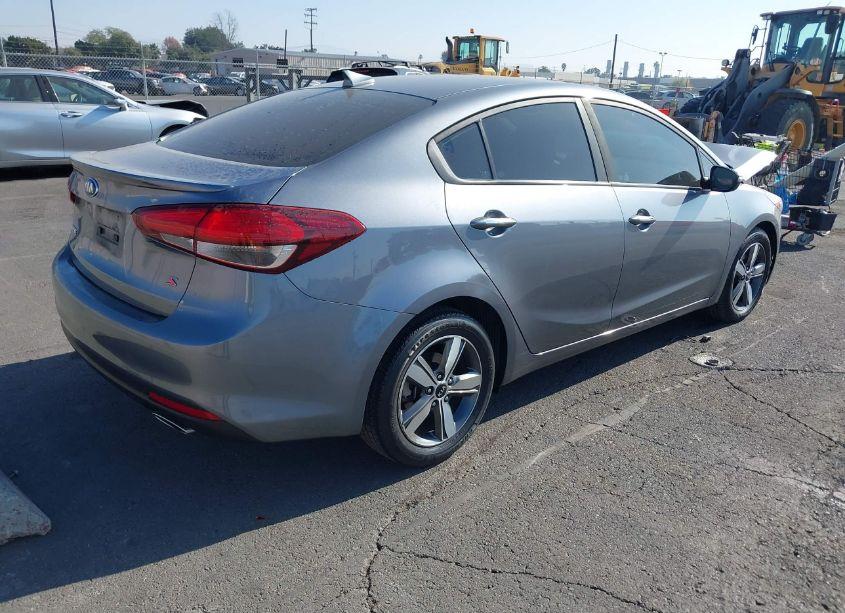 Photo 4 of 2018 Kia Forte S (VIN 3KPFL4A76JE175110)