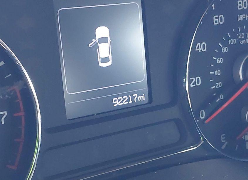 Photo 7 of 2018 Kia Forte S (VIN 3KPFL4A76JE187676)