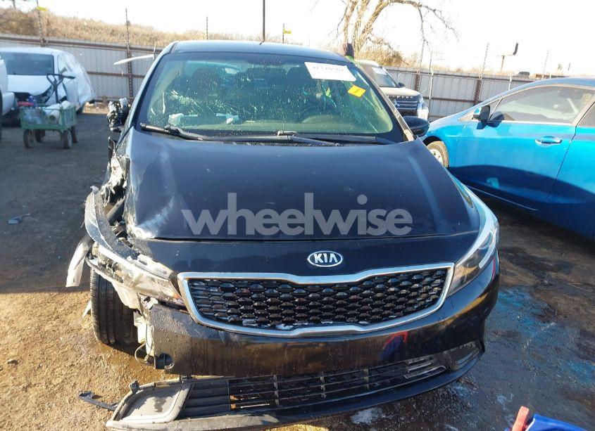 Photo 12 of 2018 Kia Forte LX (VIN 3KPFL4A76JE199732)