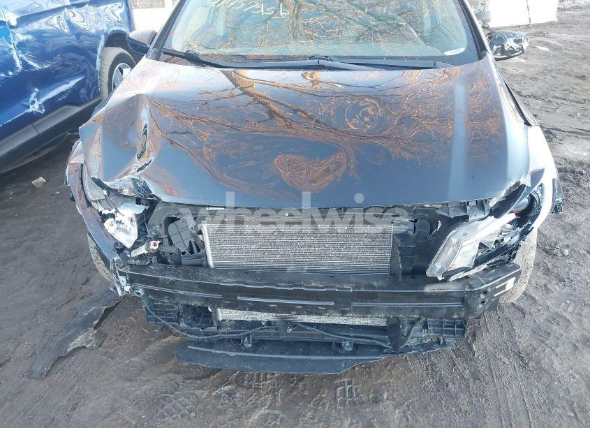 Photo 6 of 2018 Kia Forte LX (VIN 3KPFL4A76JE218067)