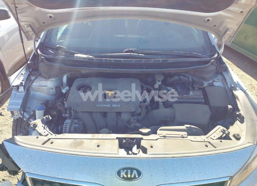 Photo 10 of 2018 Kia Forte LX (VIN 3KPFL4A76JE218490)
