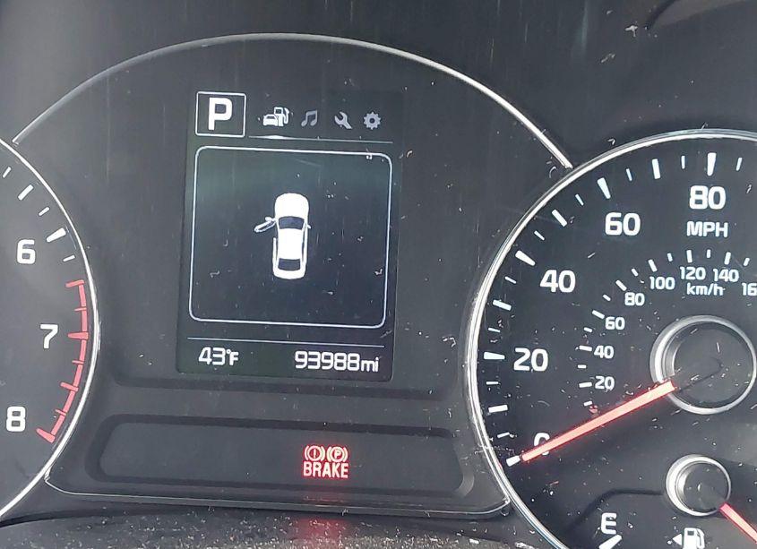 Photo 16 of 2018 Kia Forte LX (VIN 3KPFL4A76JE219204)