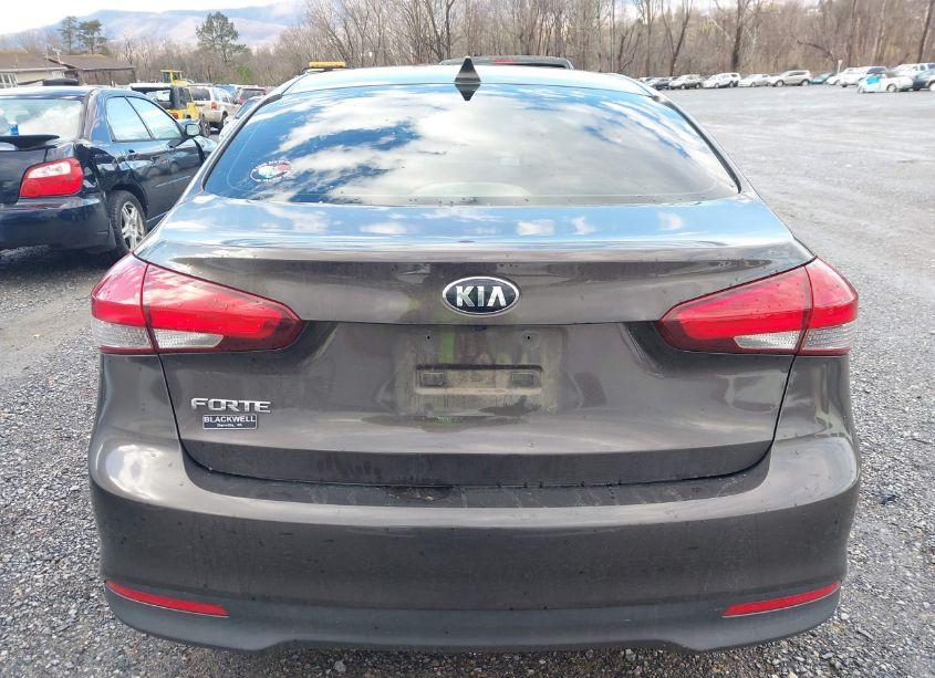 Photo 17 of 2018 Kia Forte LX (VIN 3KPFL4A76JE219204)