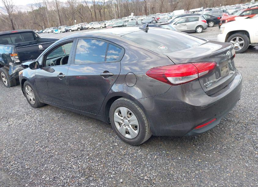 Photo 3 of 2018 Kia Forte LX (VIN 3KPFL4A76JE219204)