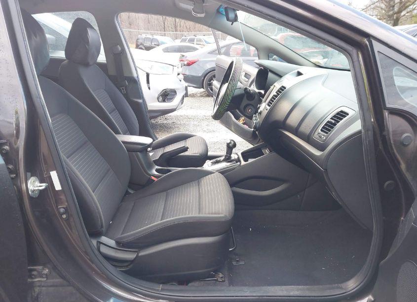 Photo 5 of 2018 Kia Forte LX (VIN 3KPFL4A76JE219204)