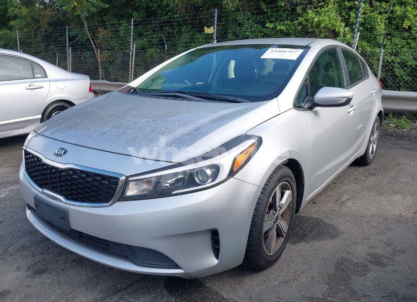 Photo 2 of 2018 Kia Forte LX (VIN 3KPFL4A76JE274705)