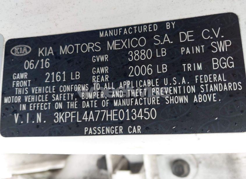 Photo 9 of 2017 Kia Forte LX (VIN 3KPFL4A77HE013450)