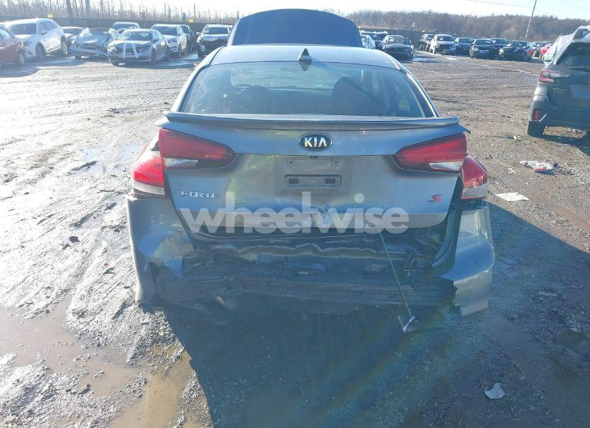 Photo 6 of 2017 Kia Forte S (VIN 3KPFL4A77HE071879)