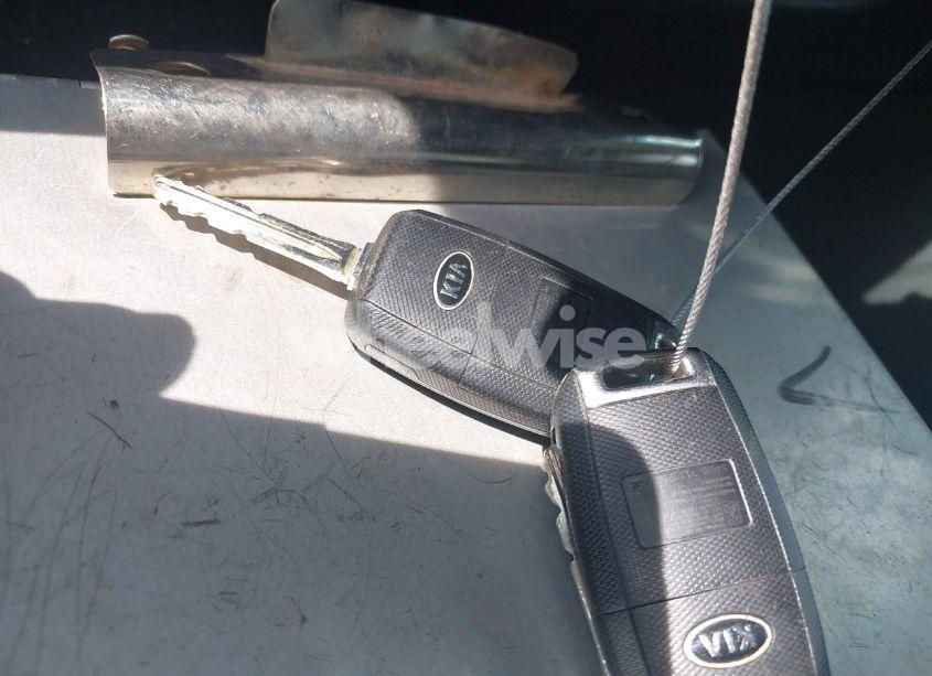 Photo 11 of 2017 Kia Forte S (VIN 3KPFL4A77HE107926)