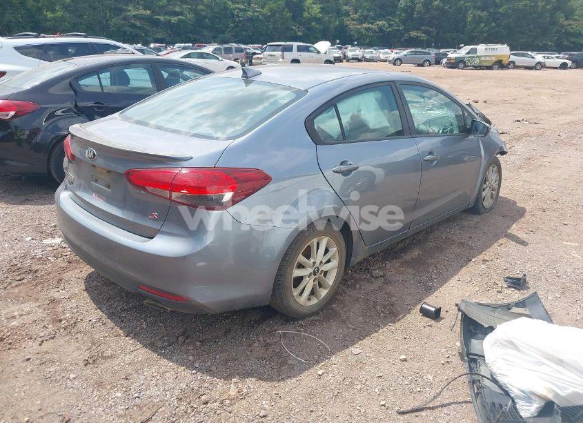 Photo 4 of 2017 Kia Forte S (VIN 3KPFL4A77HE107926)