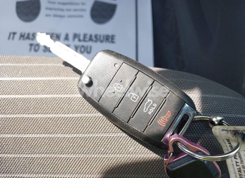 Photo 11 of 2017 Kia Forte LX (VIN 3KPFL4A77HE108669)