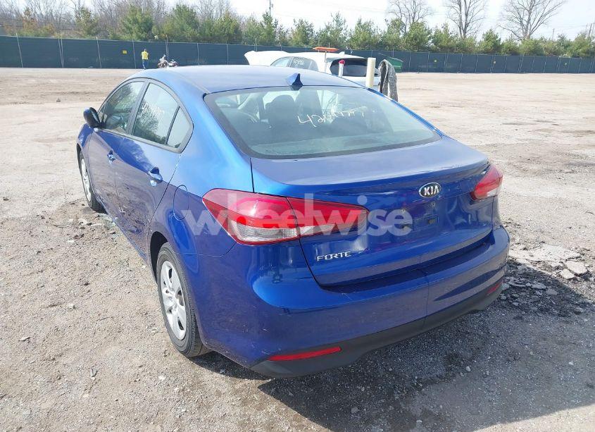 Photo 3 of 2017 Kia Forte LX (VIN 3KPFL4A77HE108669)