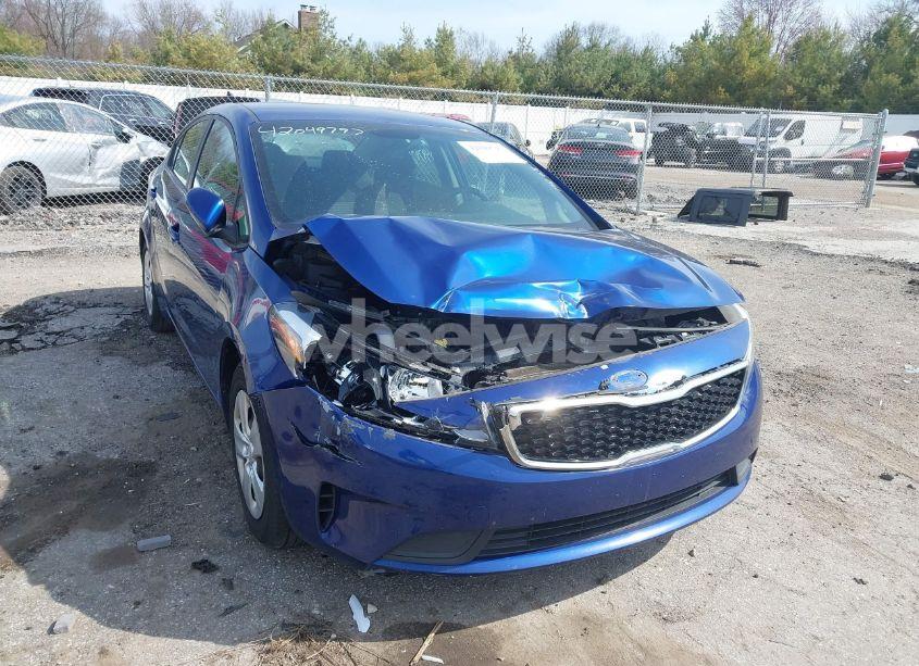 Photo 6 of 2017 Kia Forte LX (VIN 3KPFL4A77HE108669)