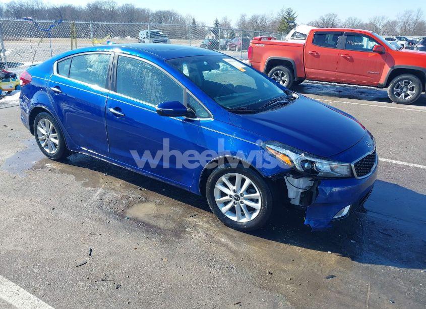 2017 Kia Forte S (VIN 3KPFL4A77HE125715) main photo