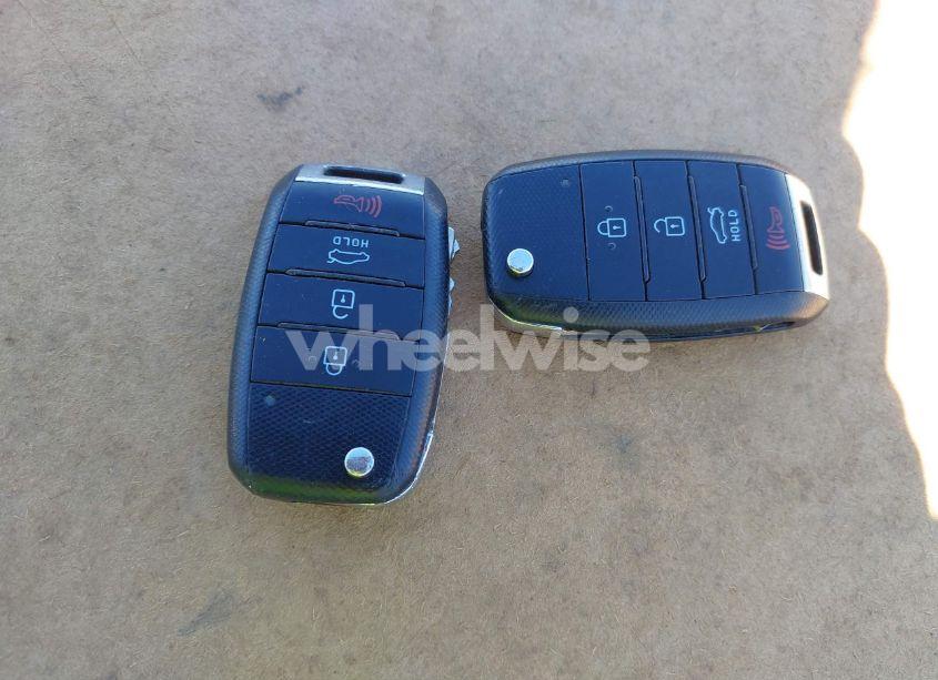 Photo 11 of 2018 Kia Forte LX (VIN 3KPFL4A77JE196449)