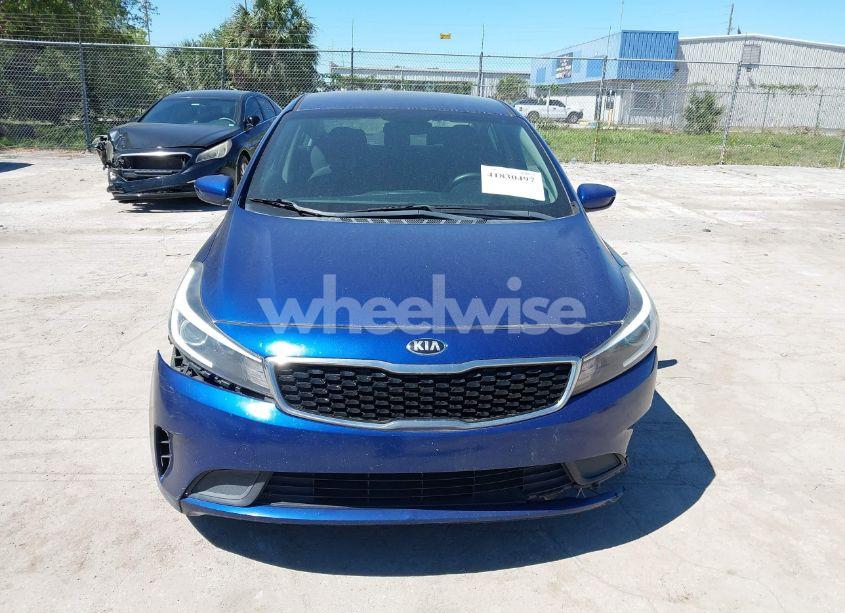 Photo 12 of 2018 Kia Forte LX (VIN 3KPFL4A77JE196449)