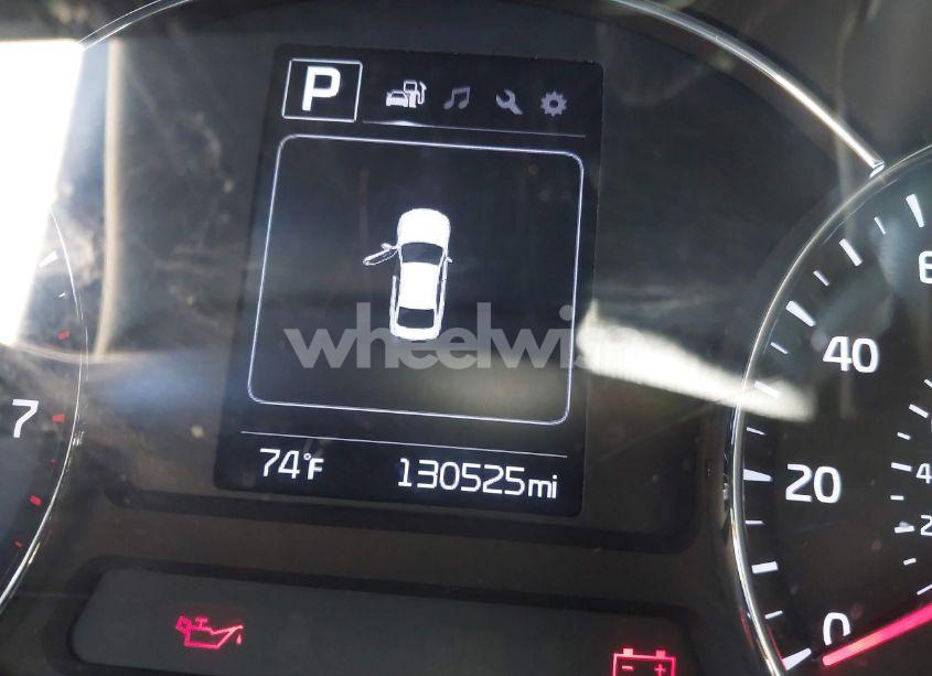 Photo 15 of 2018 Kia Forte LX (VIN 3KPFL4A77JE196449)