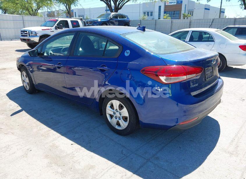 Photo 3 of 2018 Kia Forte LX (VIN 3KPFL4A77JE196449)
