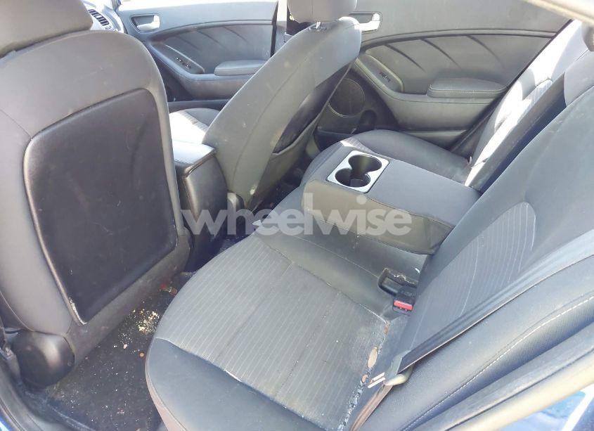 Photo 8 of 2018 Kia Forte LX (VIN 3KPFL4A77JE196449)