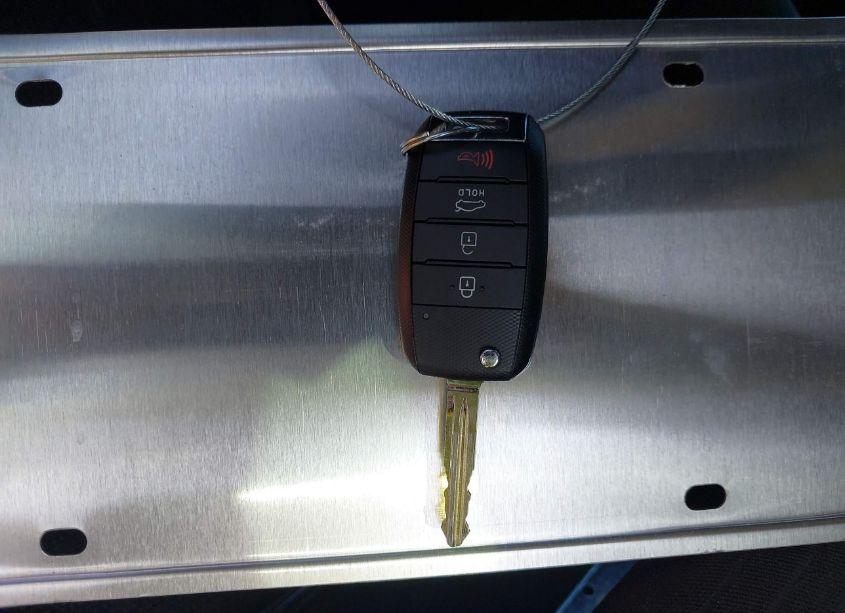 Photo 11 of 2018 Kia Forte LX (VIN 3KPFL4A77JE235007)