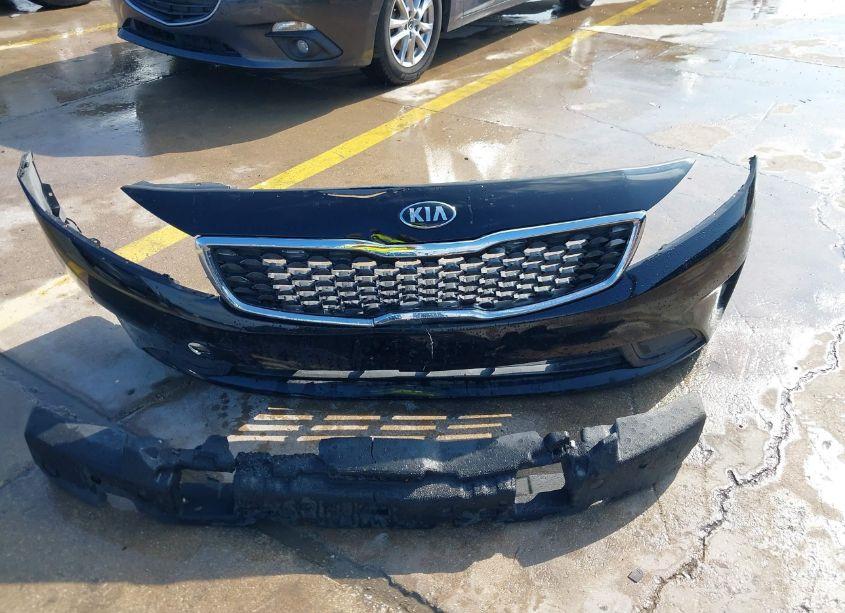 Photo 12 of 2018 Kia Forte LX (VIN 3KPFL4A77JE235007)