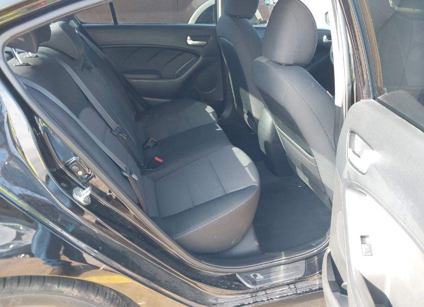 Photo 8 of 2018 Kia Forte LX (VIN 3KPFL4A77JE235007)