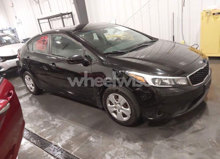 2017 Kia Forte LX (VIN 3KPFL4A78HE011397) main photo