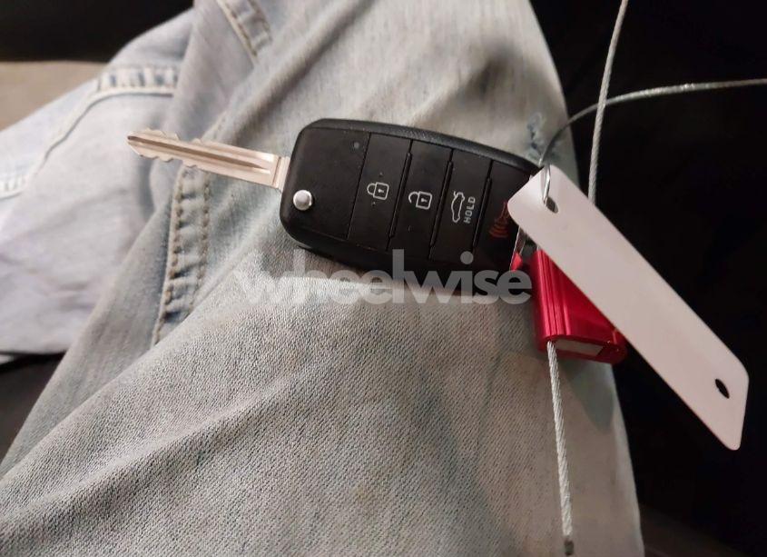 Photo 11 of 2017 Kia Forte LX (VIN 3KPFL4A78HE011397)