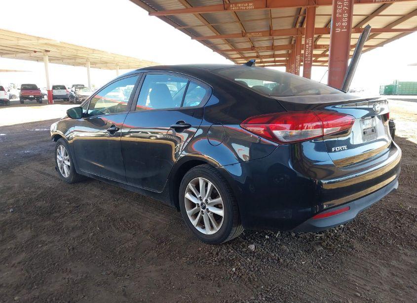 Photo 3 of 2017 Kia Forte LX (VIN 3KPFL4A78HE016017)