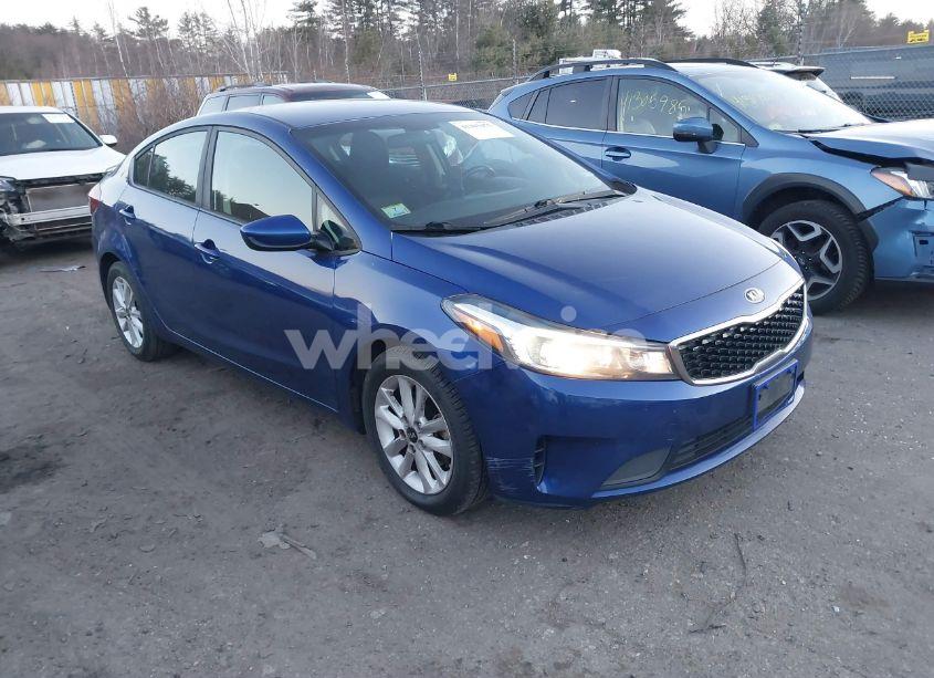 2017 Kia Forte S (VIN 3KPFL4A78HE030080) main photo