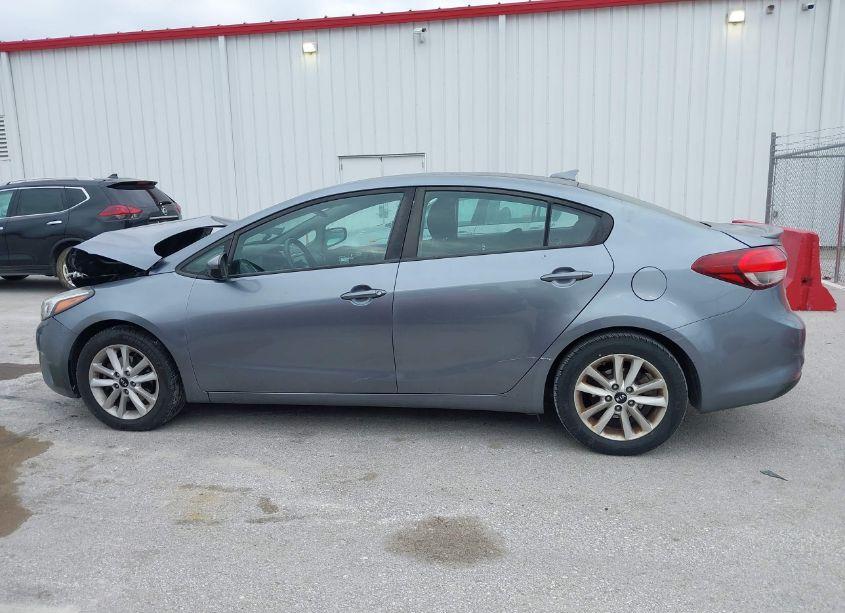 Photo 15 of 2017 Kia Forte S (VIN 3KPFL4A78HE099335)