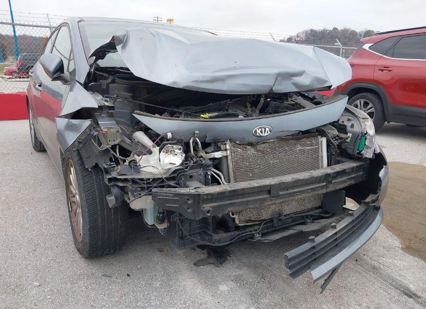 Photo 6 of 2017 Kia Forte S (VIN 3KPFL4A78HE099335)