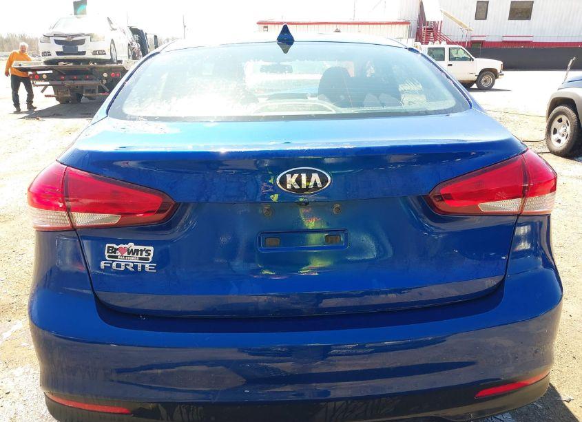 Photo 16 of 2018 Kia Forte LX (VIN 3KPFL4A78JE196511)