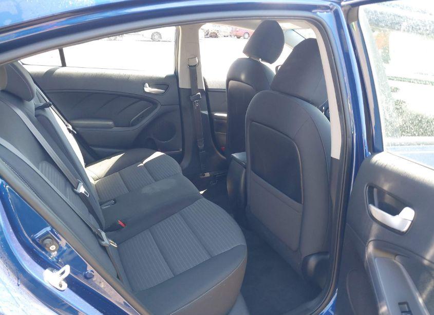 Photo 8 of 2018 Kia Forte LX (VIN 3KPFL4A78JE196511)