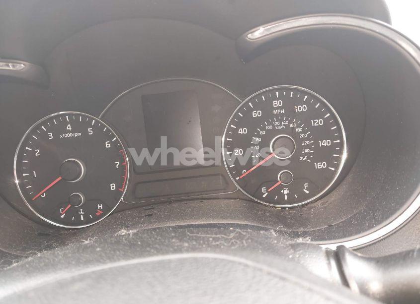 Photo 15 of 2018 Kia Forte LX (VIN 3KPFL4A78JE197013)