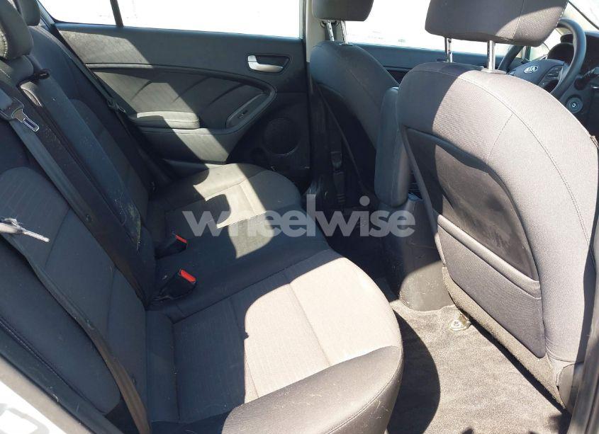 Photo 8 of 2018 Kia Forte LX (VIN 3KPFL4A78JE197013)