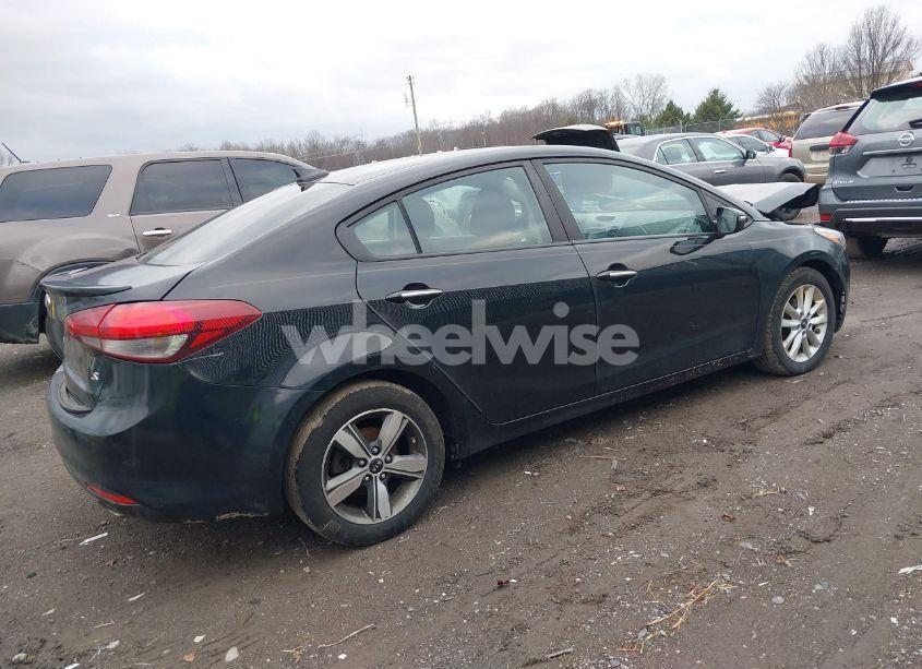 Photo 4 of 2018 Kia Forte S (VIN 3KPFL4A78JE235226)