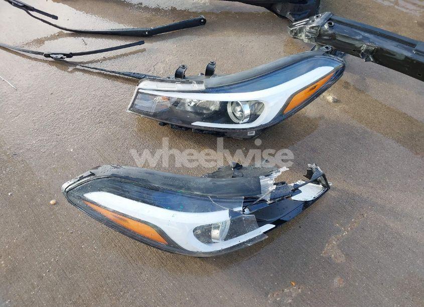 Photo 20 of 2018 Kia Forte LX (VIN 3KPFL4A78JE277976)