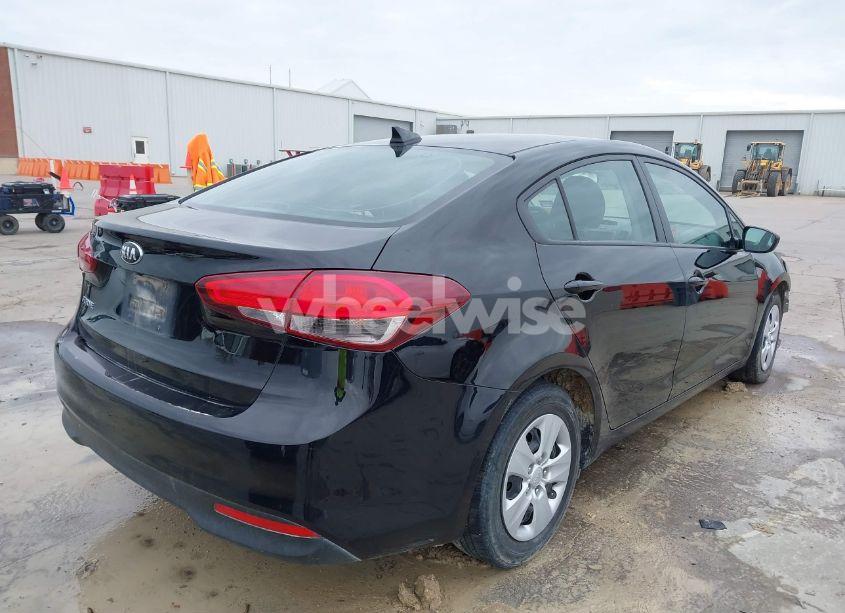 Photo 4 of 2018 Kia Forte LX (VIN 3KPFL4A78JE277976)